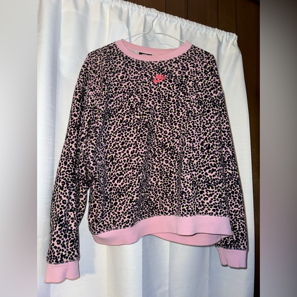 Nike cropped sweatshirt